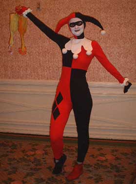 Harley Quinn & her chickens - New York's 2001 Lunacon Science Fiction Convention