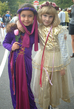 Flower Girls - 2002 Fort Tryon Park Medieval Festival.  The Cloisters, NYC.