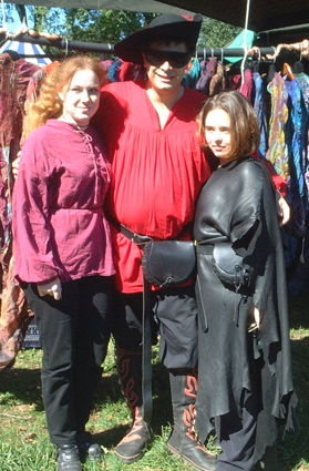 Renwear 10 - 2002 Fort Tryon Park Medieval Festival.  The Cloisters, NYC.