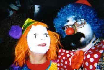 Goofy and Handsome - Mulligan's Clown Bus Pub Crawl
Chicago
2/17/02