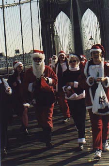 Brooklyn Bridge Santas - NYC SantaCon