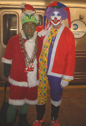 Grinchclown santas - NYC SantaCon, 2002