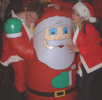 Santas babes - NYC SantaCon, 2002