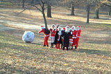 Santa Bowling 2 - Gutterball... (by jtg)