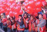 Red Balloon Crew 1
