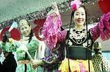 2 Beauties - NYC Lunar New Year Parade, Flushing Queens 2001